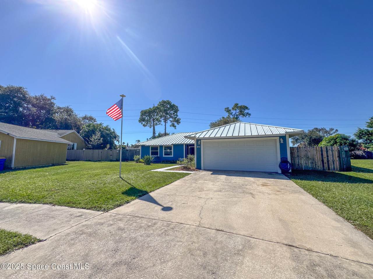 https://bt-photos.global.ssl.fastly.net/spacecoast/1280_boomver_2_1060563-2.jpg