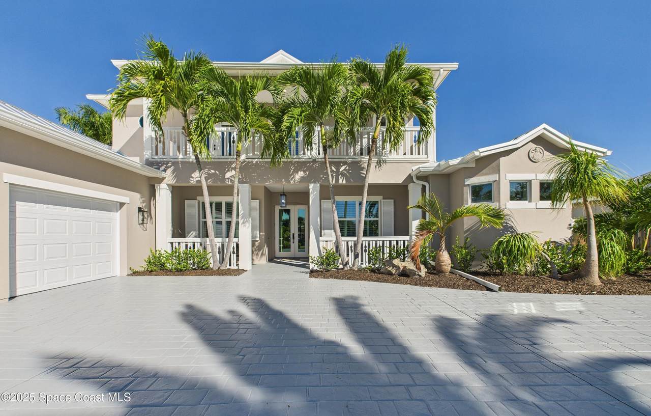 https://bt-photos.global.ssl.fastly.net/spacecoast/1280_boomver_2_1062092-2.jpg