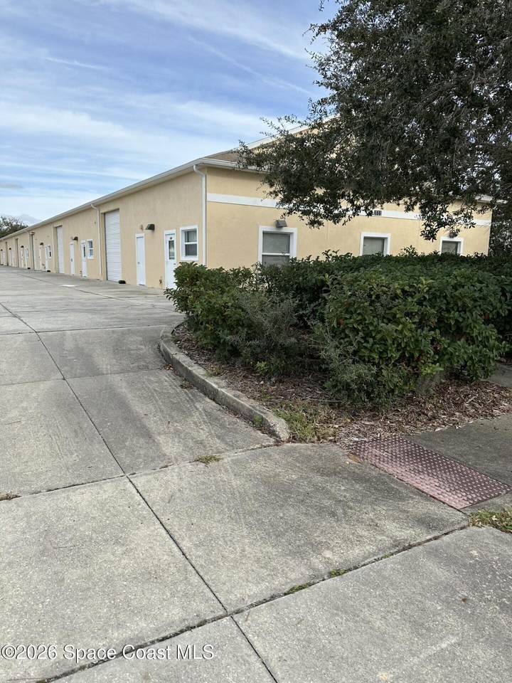 3111 Skyway Circle - Photo 1
