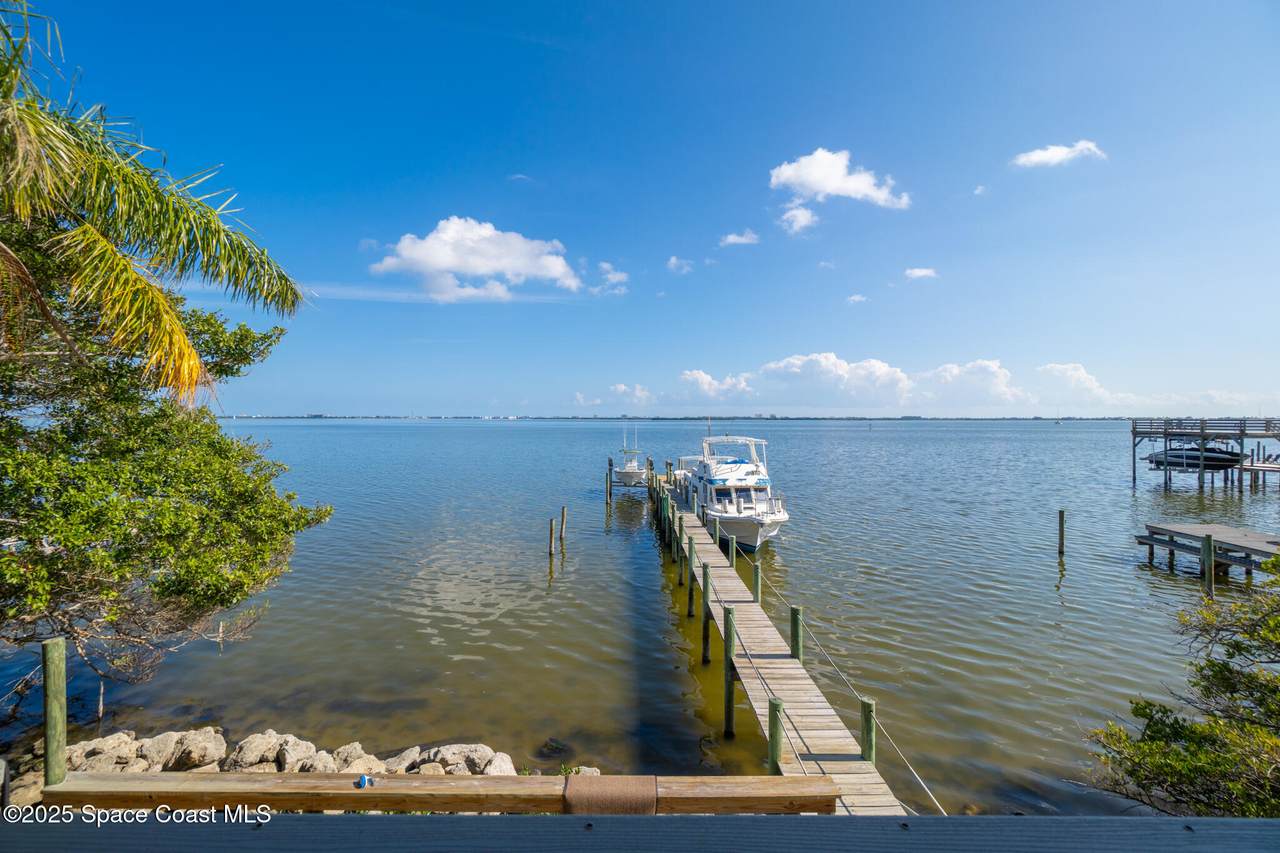 https://bt-photos.global.ssl.fastly.net/spacecoast/1280_boomver_2_1063008-2.jpg