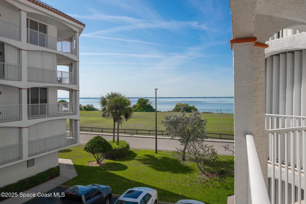 8934 Puerto Del Rio Drive - Photo 1