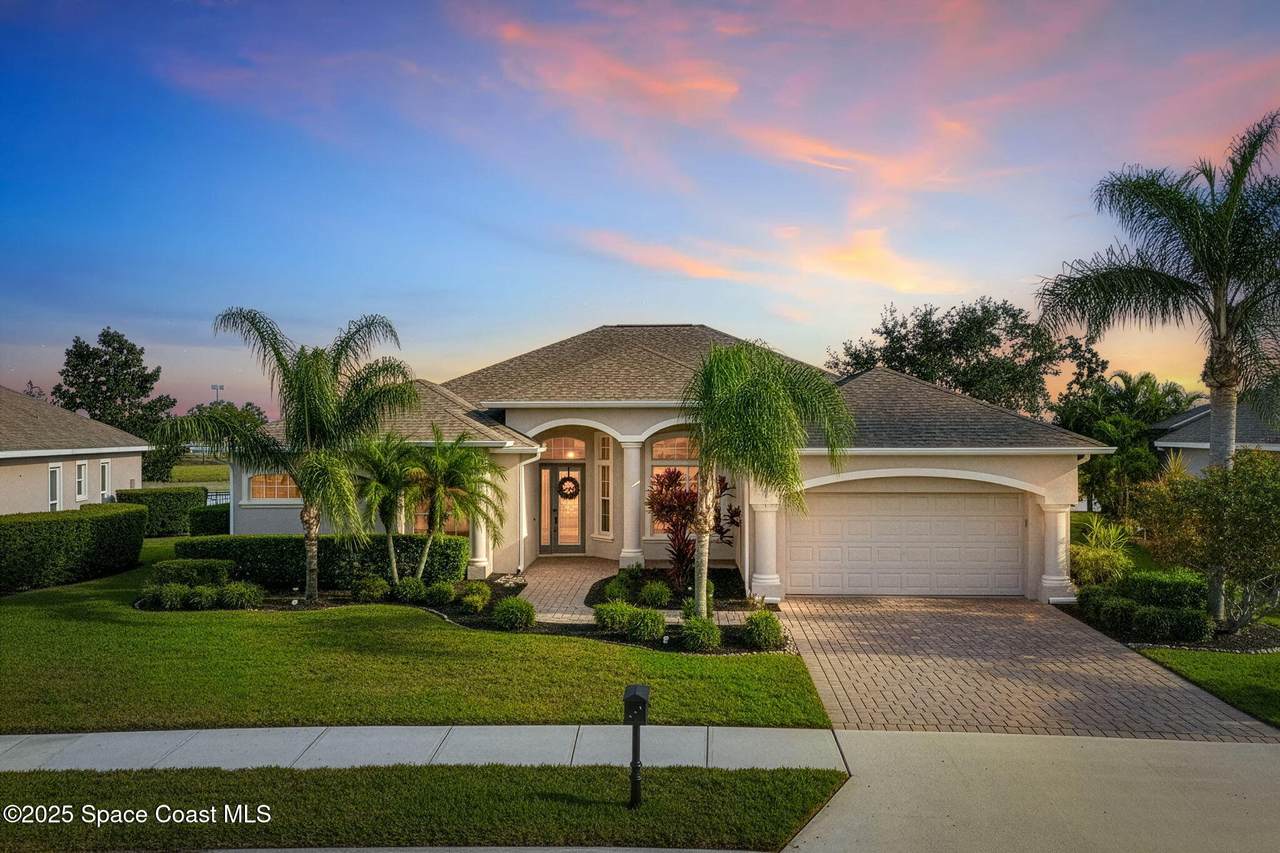 https://bt-photos.global.ssl.fastly.net/spacecoast/1280_boomver_2_1064213-2.jpg