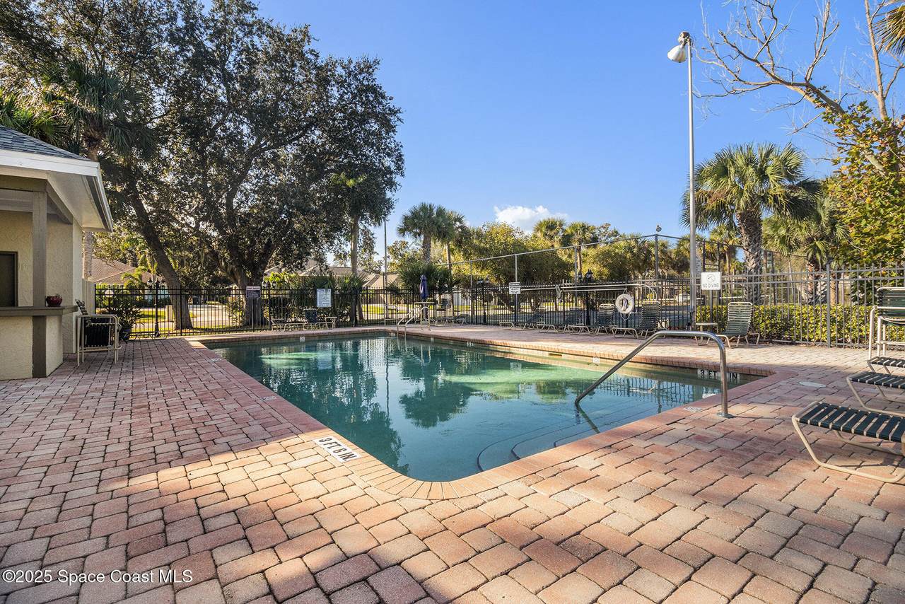 https://bt-photos.global.ssl.fastly.net/spacecoast/1280_boomver_2_1065129-2.jpg