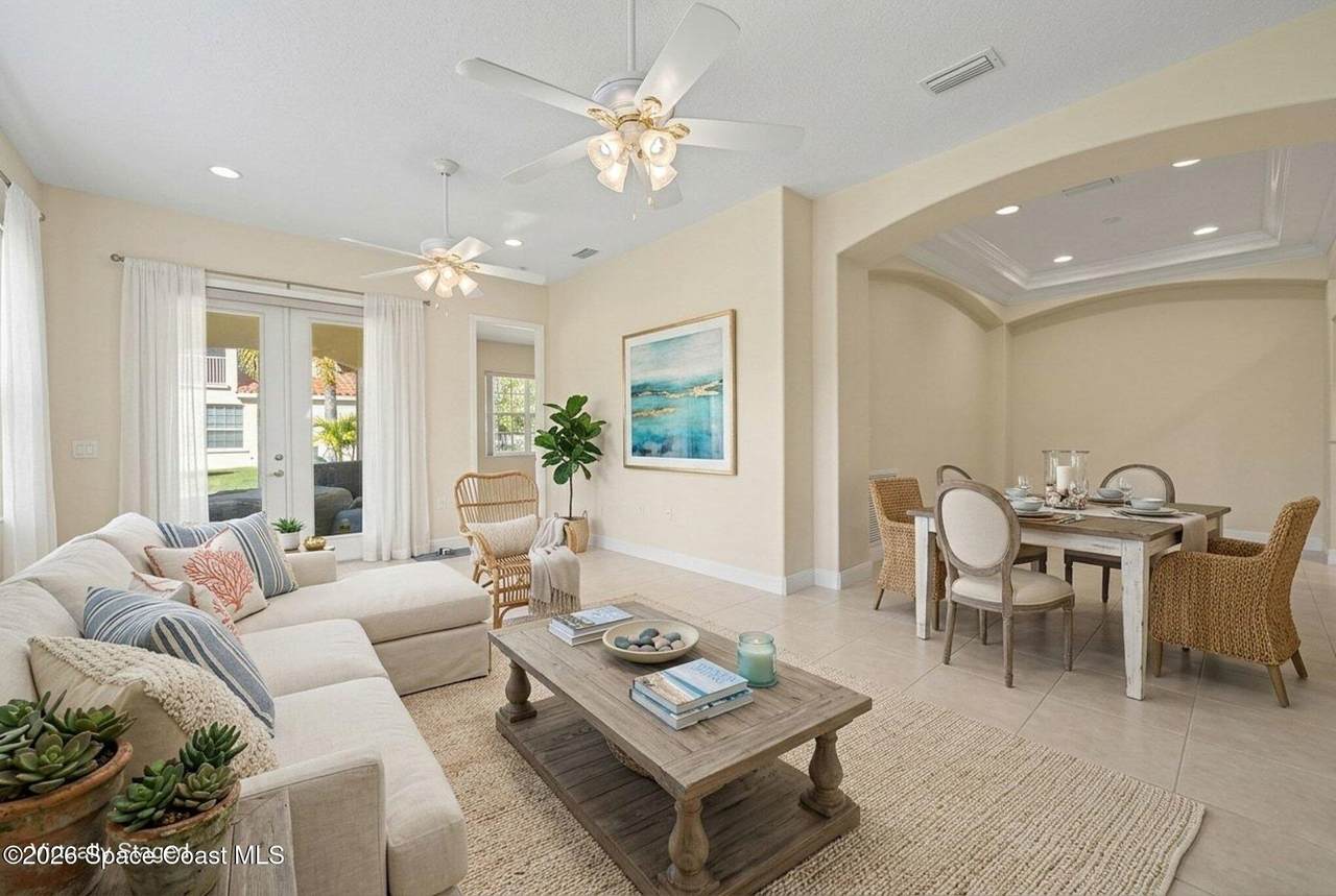 https://bt-photos.global.ssl.fastly.net/spacecoast/1280_boomver_2_1066400-2.jpg