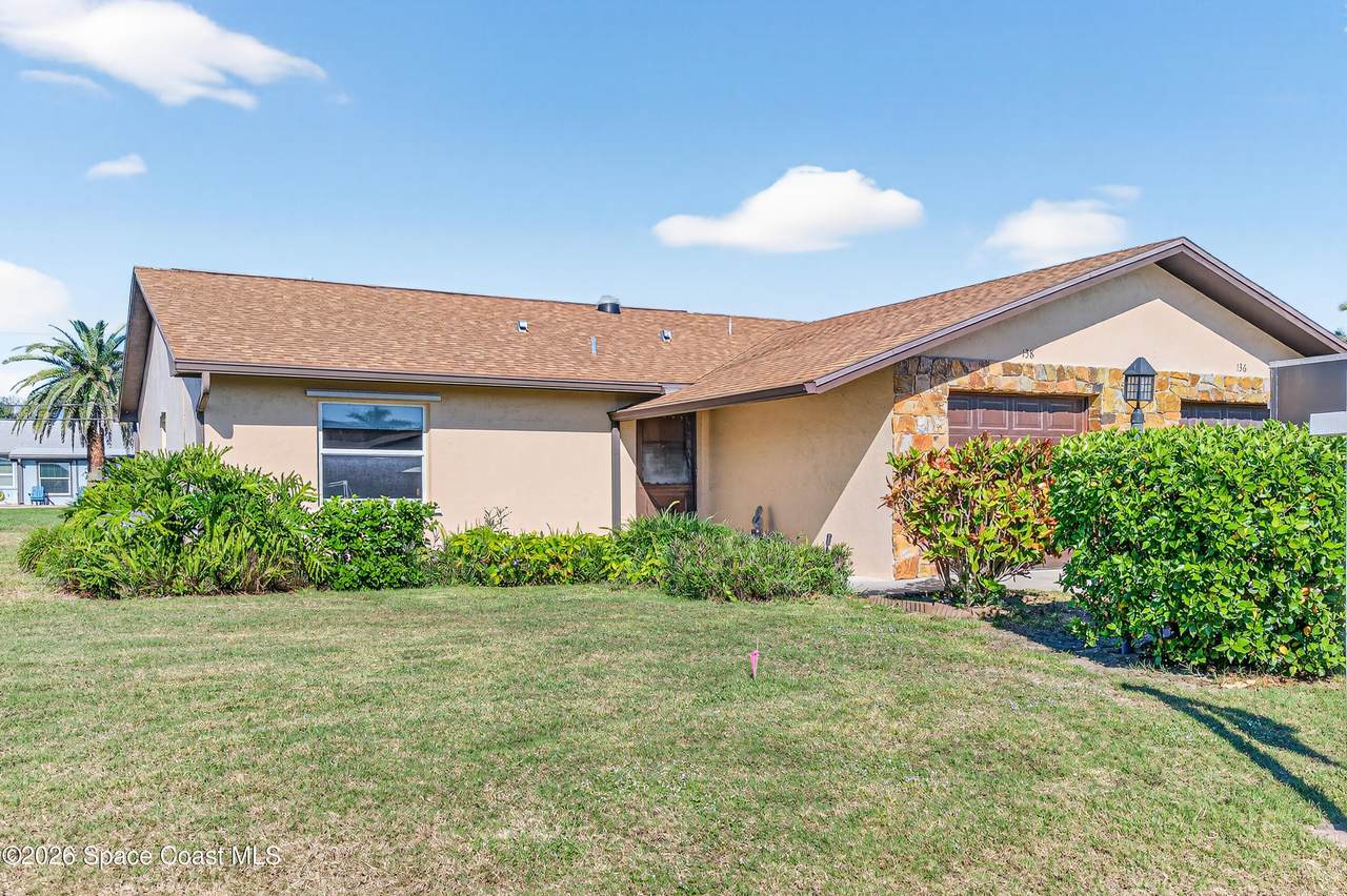 138 Amber Place - Photo 1