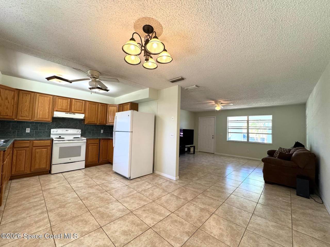 https://bt-photos.global.ssl.fastly.net/spacecoast/1280_boomver_2_1066722-2.jpg