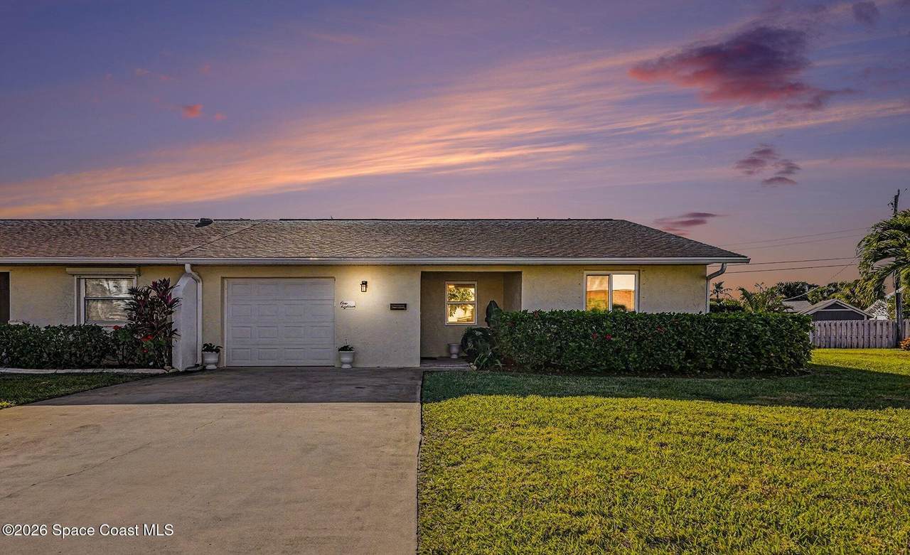 118 Christine Circle - Photo 1