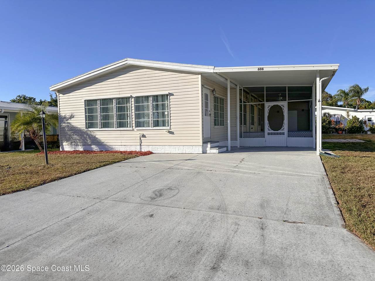 https://bt-photos.global.ssl.fastly.net/spacecoast/1280_boomver_2_1068380-2.jpg