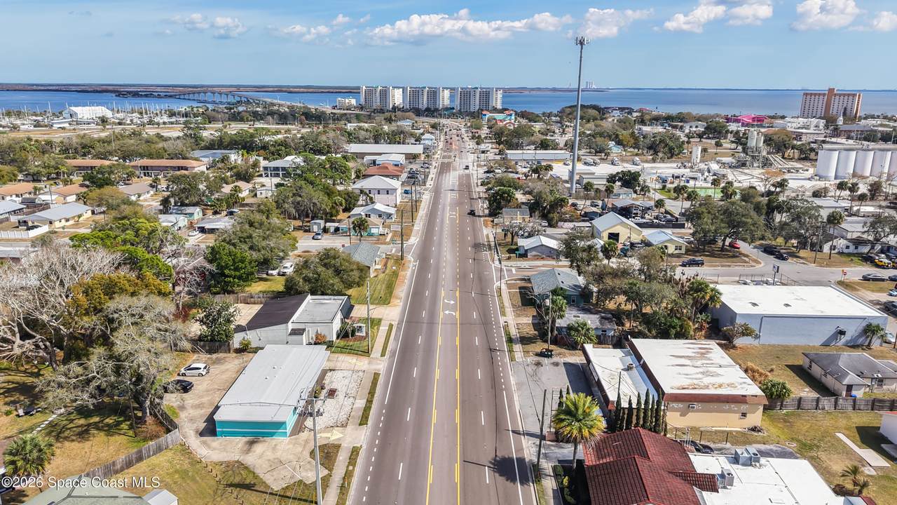 https://bt-photos.global.ssl.fastly.net/spacecoast/1280_boomver_1_1068672-2.jpg