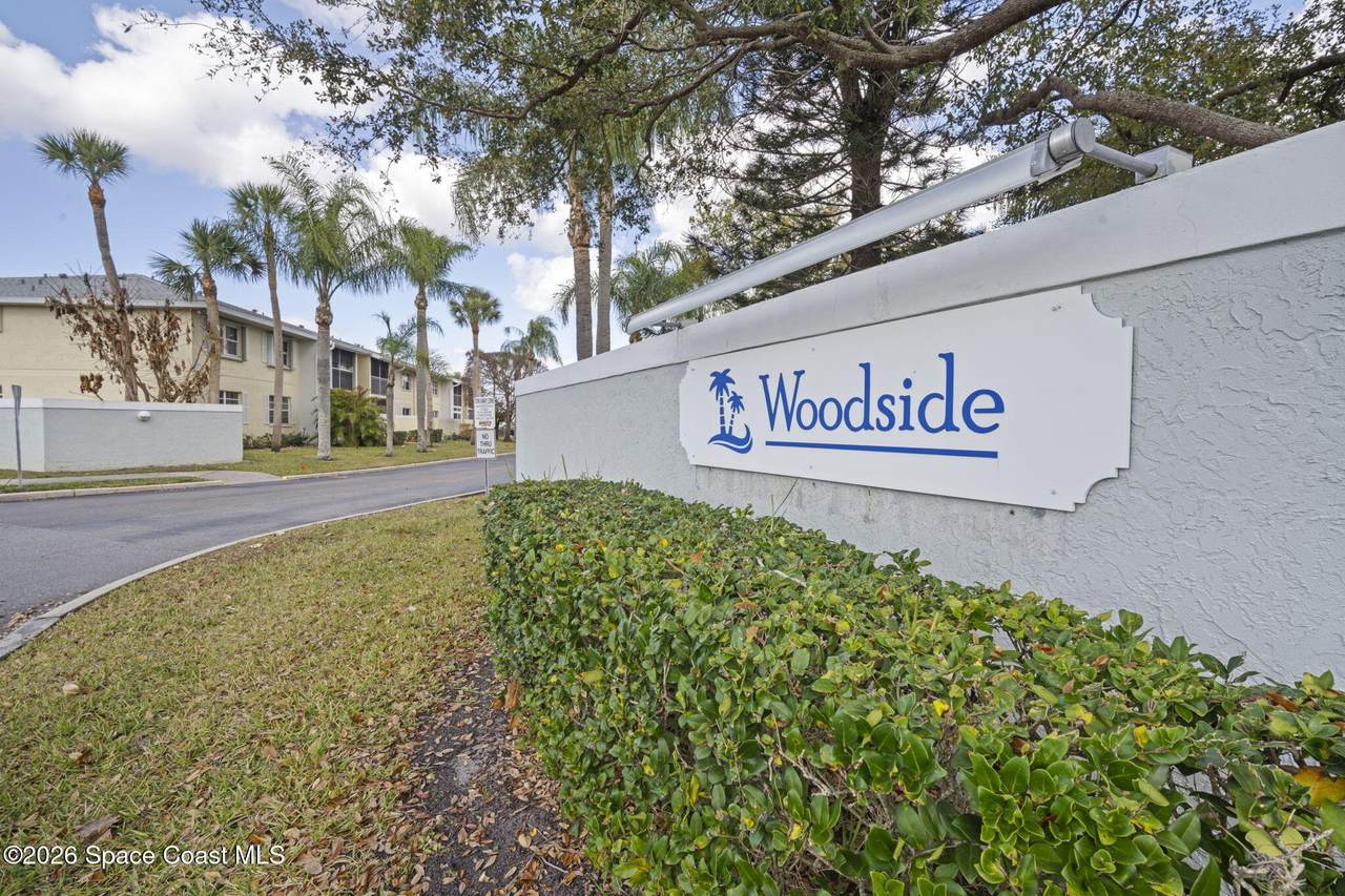 963 Sonesta Avenue - Photo 1
