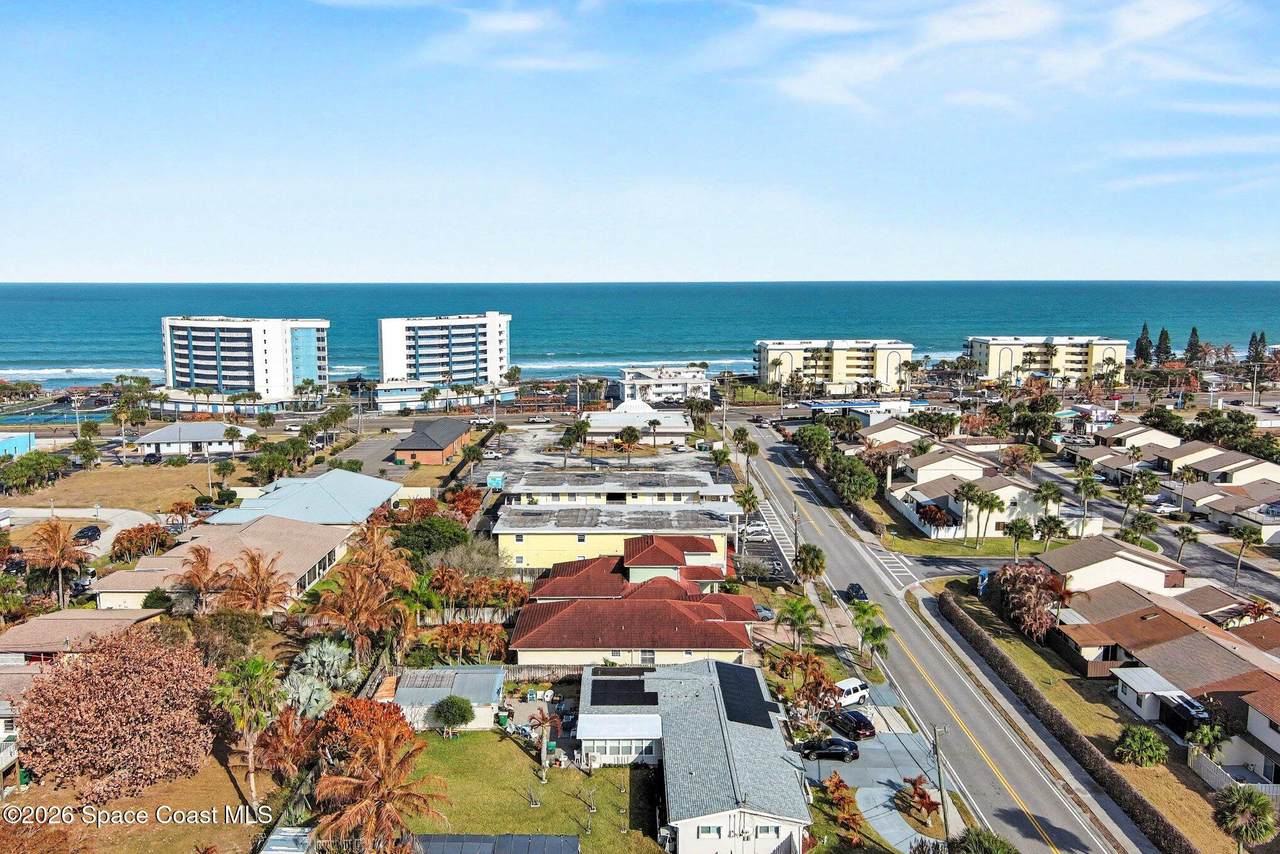 https://bt-photos.global.ssl.fastly.net/spacecoast/1280_boomver_2_1069877-2.jpg
