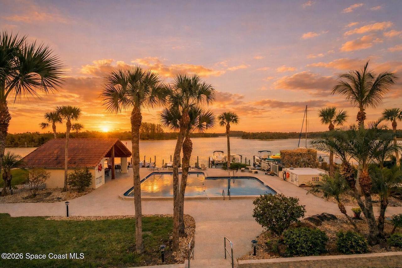1611 Minutemen Causeway - Photo 1