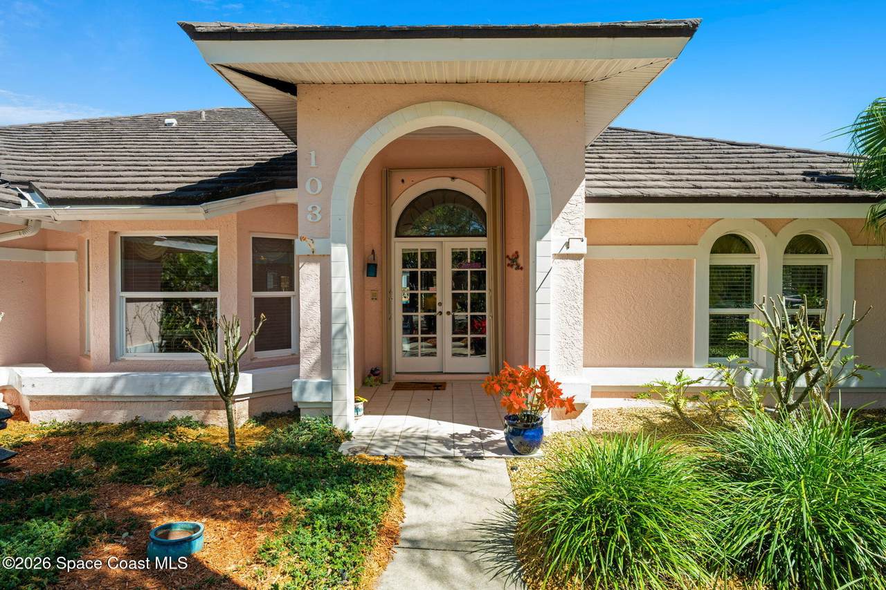 103 Tradewinds Terrace - Photo 1