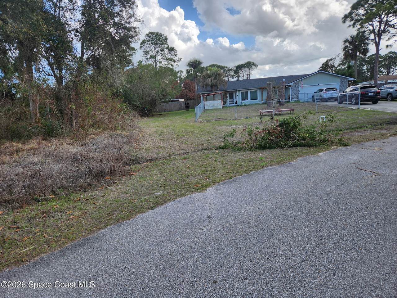https://bt-photos.global.ssl.fastly.net/spacecoast/1280_boomver_2_1071448-2.jpg