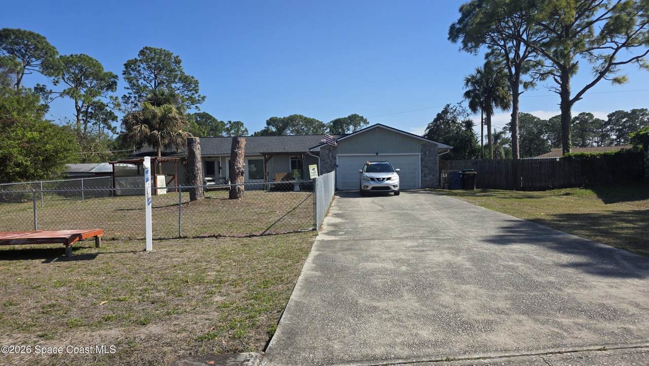 https://bt-photos.global.ssl.fastly.net/spacecoast/1280_boomver_2_1071448-2.jpg
