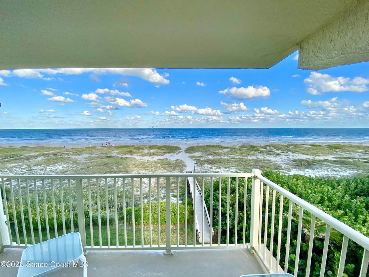 https://bt-photos.global.ssl.fastly.net/spacecoast/1280_boomver_2_1071932-2.jpg