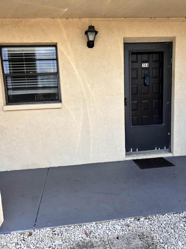 205 Palmetto Avenue - Photo 1