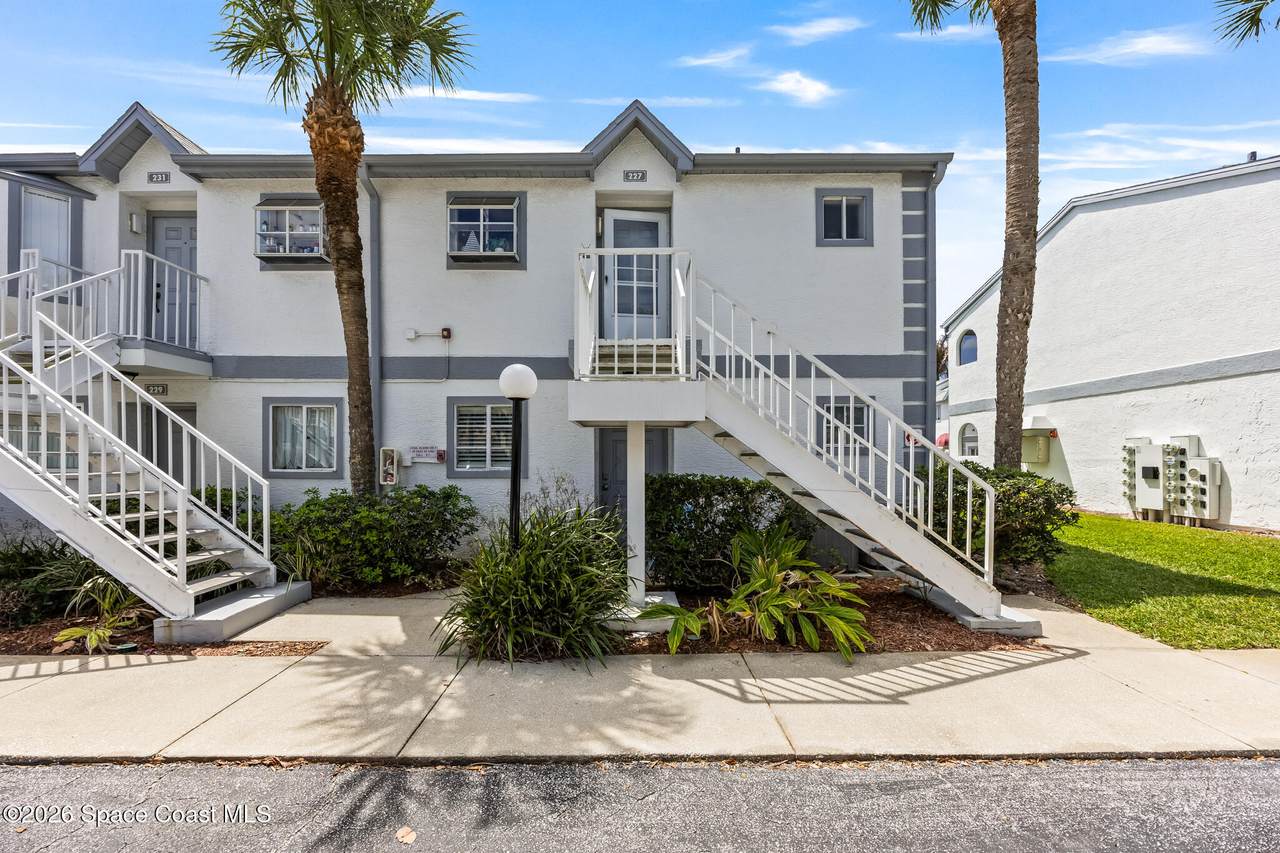 225 Ocean Park Lane - Photo 1