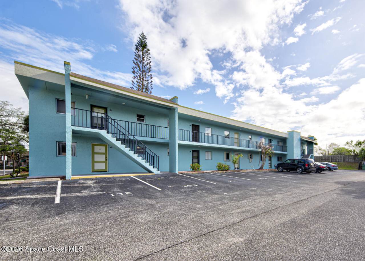 https://bt-photos.global.ssl.fastly.net/spacecoast/1280_boomver_1_1074279-2.jpg
