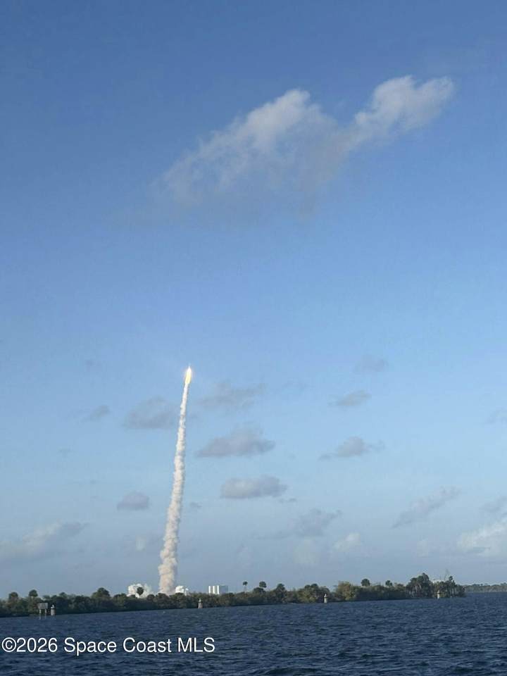 https://bt-photos.global.ssl.fastly.net/spacecoast/orig_boomver_1_1074953-2.jpg