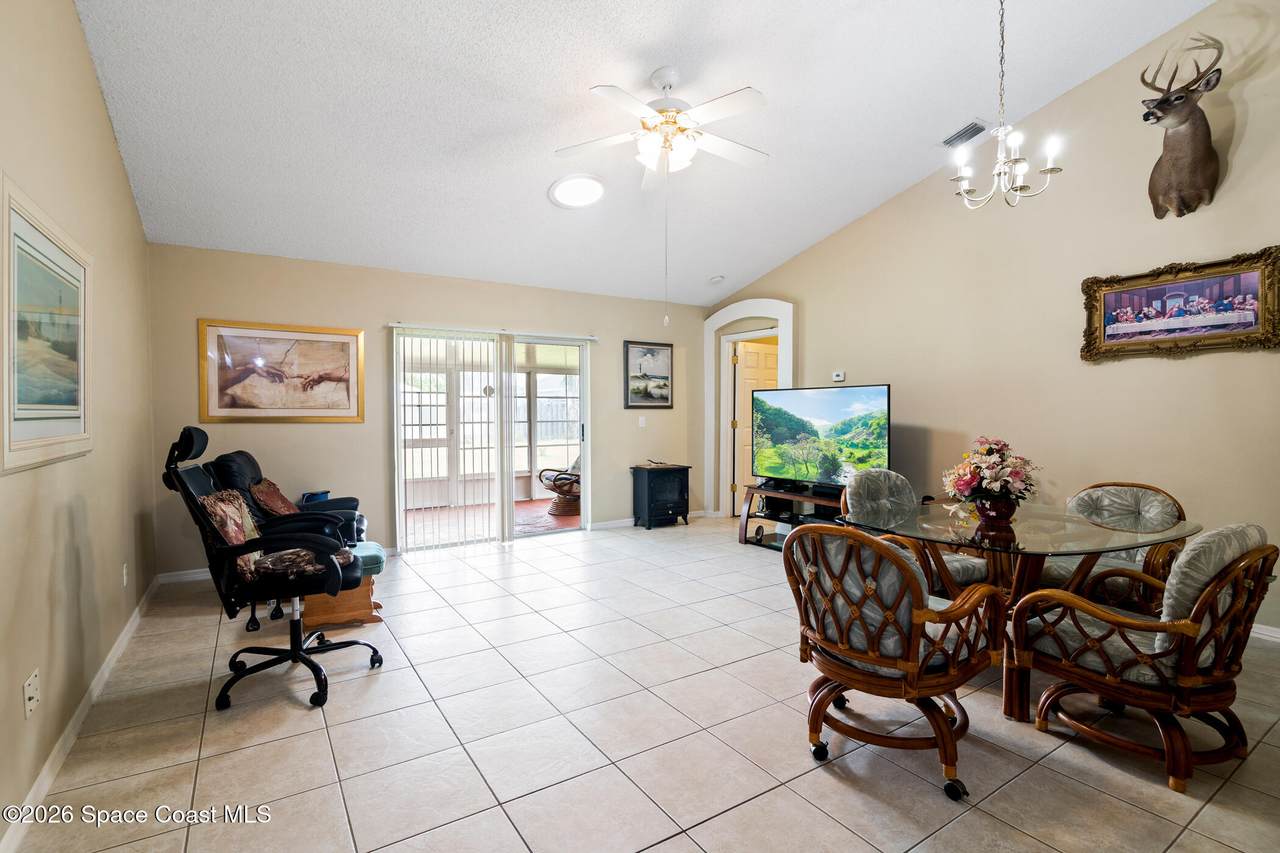 https://bt-photos.global.ssl.fastly.net/spacecoast/1280_boomver_1_1075157-2.jpg