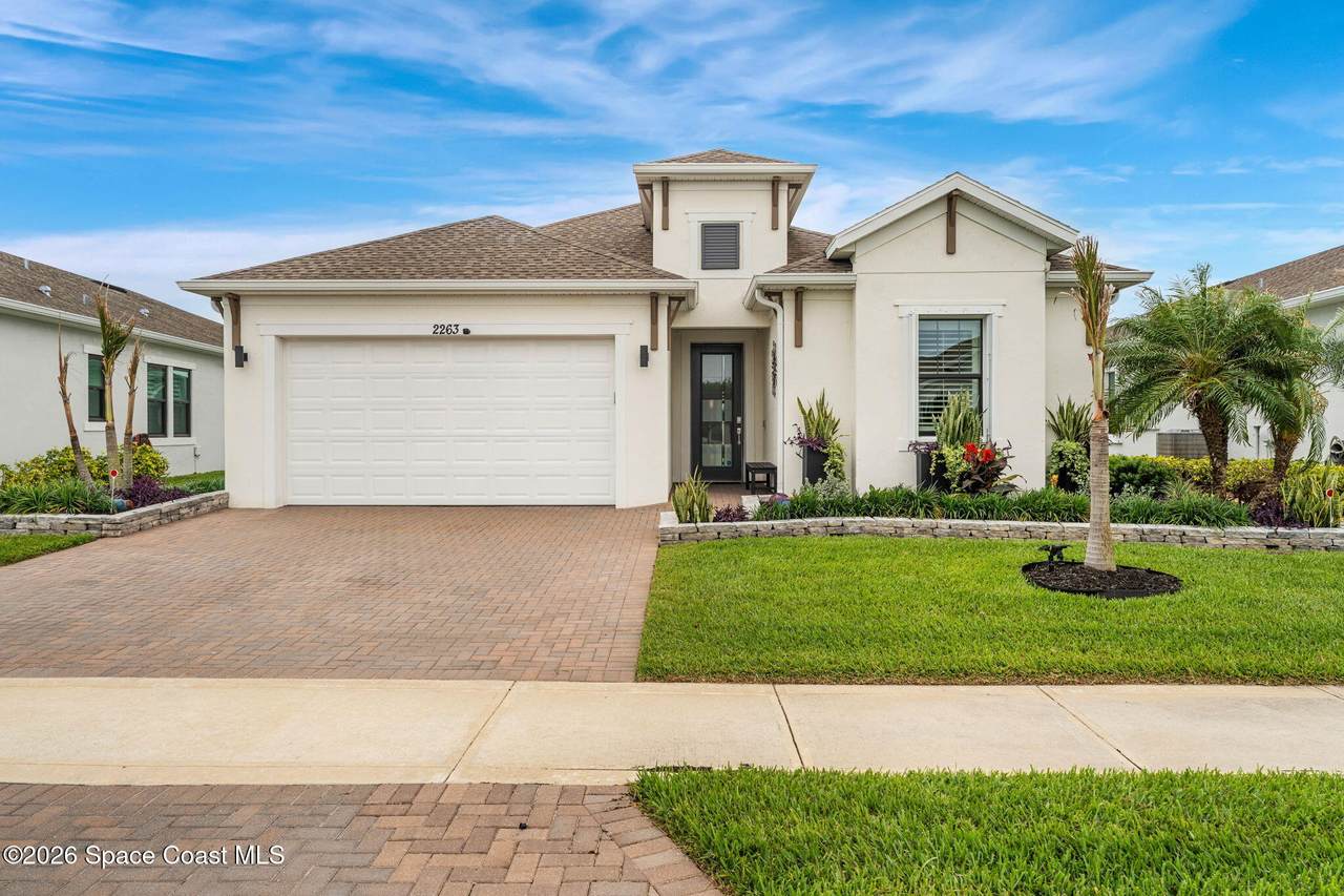 https://bt-photos.global.ssl.fastly.net/spacecoast/1280_boomver_3_1075491-2.jpg