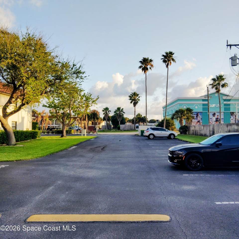 https://bt-photos.global.ssl.fastly.net/spacecoast/1280_boomver_1_1075951-2.jpg