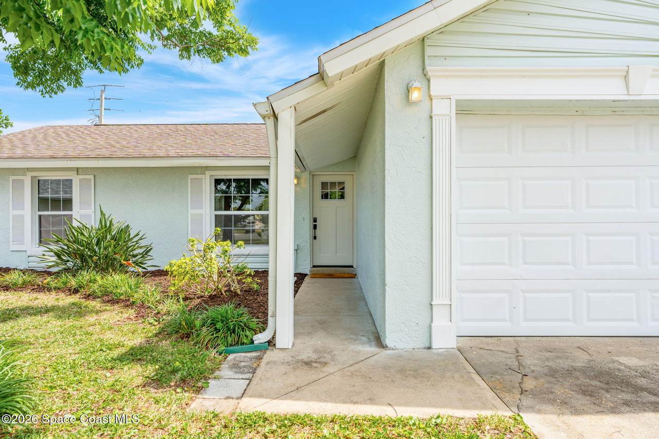 https://bt-photos.global.ssl.fastly.net/spacecoast/1280_boomver_2_1076257-2.jpg