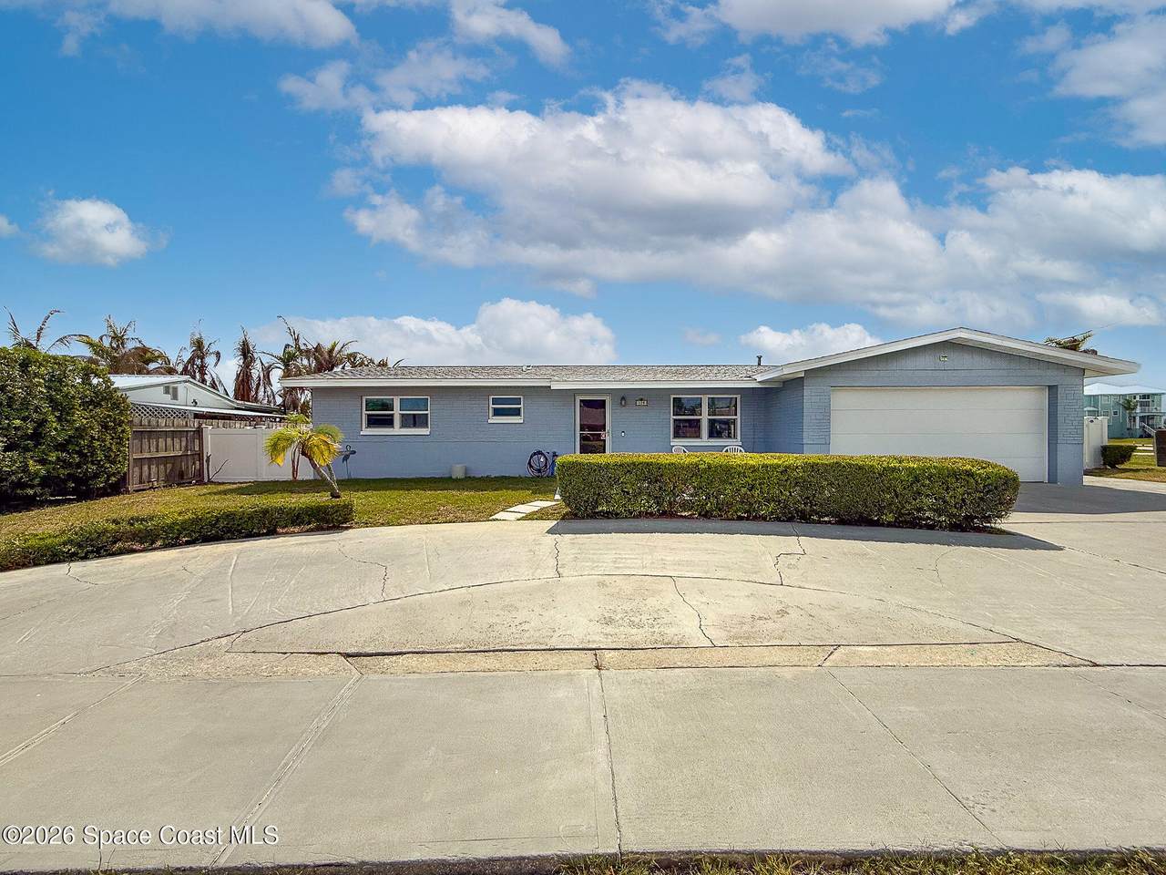 425 Newfound Harbor Drive - Photo 1