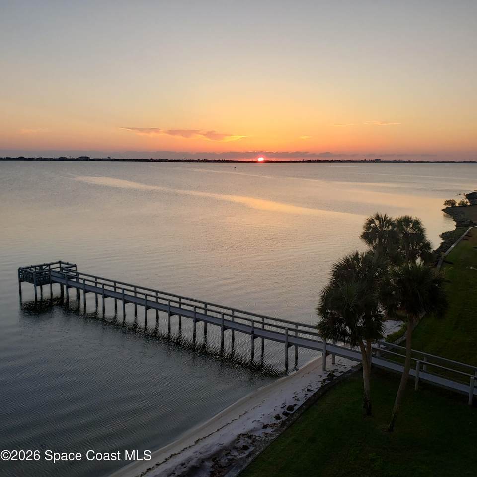 https://bt-photos.global.ssl.fastly.net/spacecoast/orig_boomver_2_1077098-2.jpg
