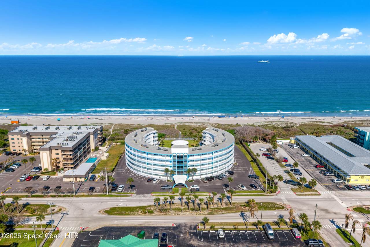 4000 Ocean Beach Boulevard - Photo 1