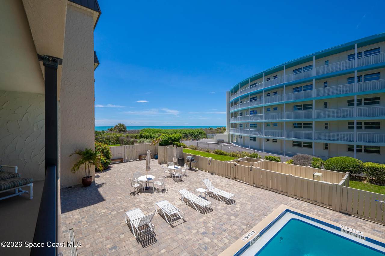 https://bt-photos.global.ssl.fastly.net/spacecoast/1280_boomver_2_1078701-2.jpg