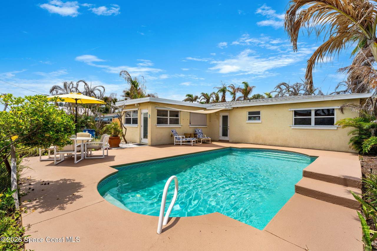 https://bt-photos.global.ssl.fastly.net/spacecoast/1280_boomver_1_1078991-2.jpg
