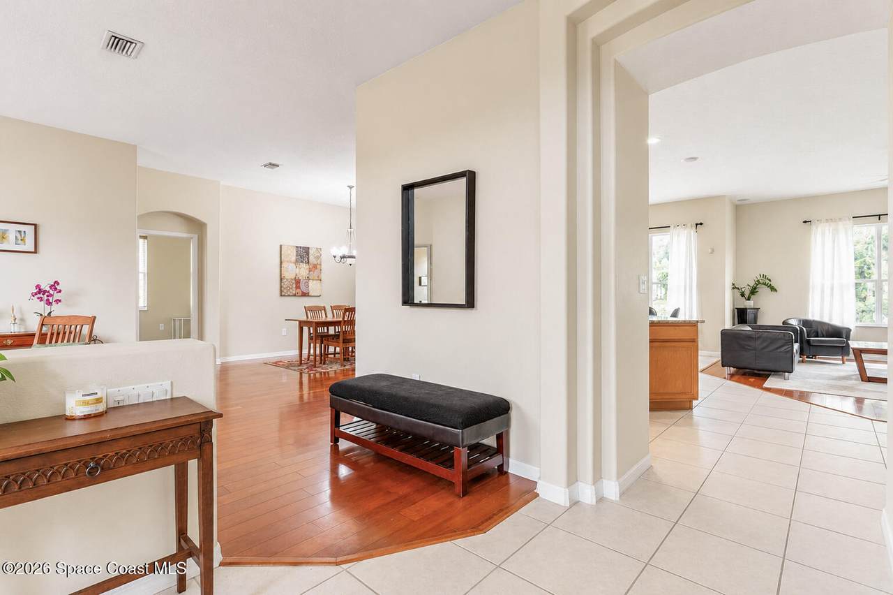 https://bt-photos.global.ssl.fastly.net/spacecoast/1280_boomver_2_1079032-2.jpg