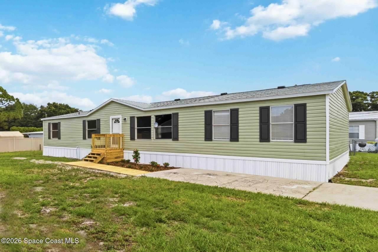 5364 Beck Drive - Photo 1