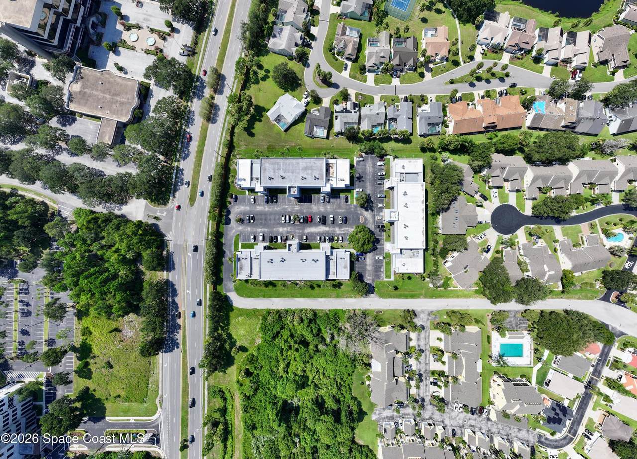 https://bt-photos.global.ssl.fastly.net/spacecoast/1280_boomver_2_1079306-2.jpg