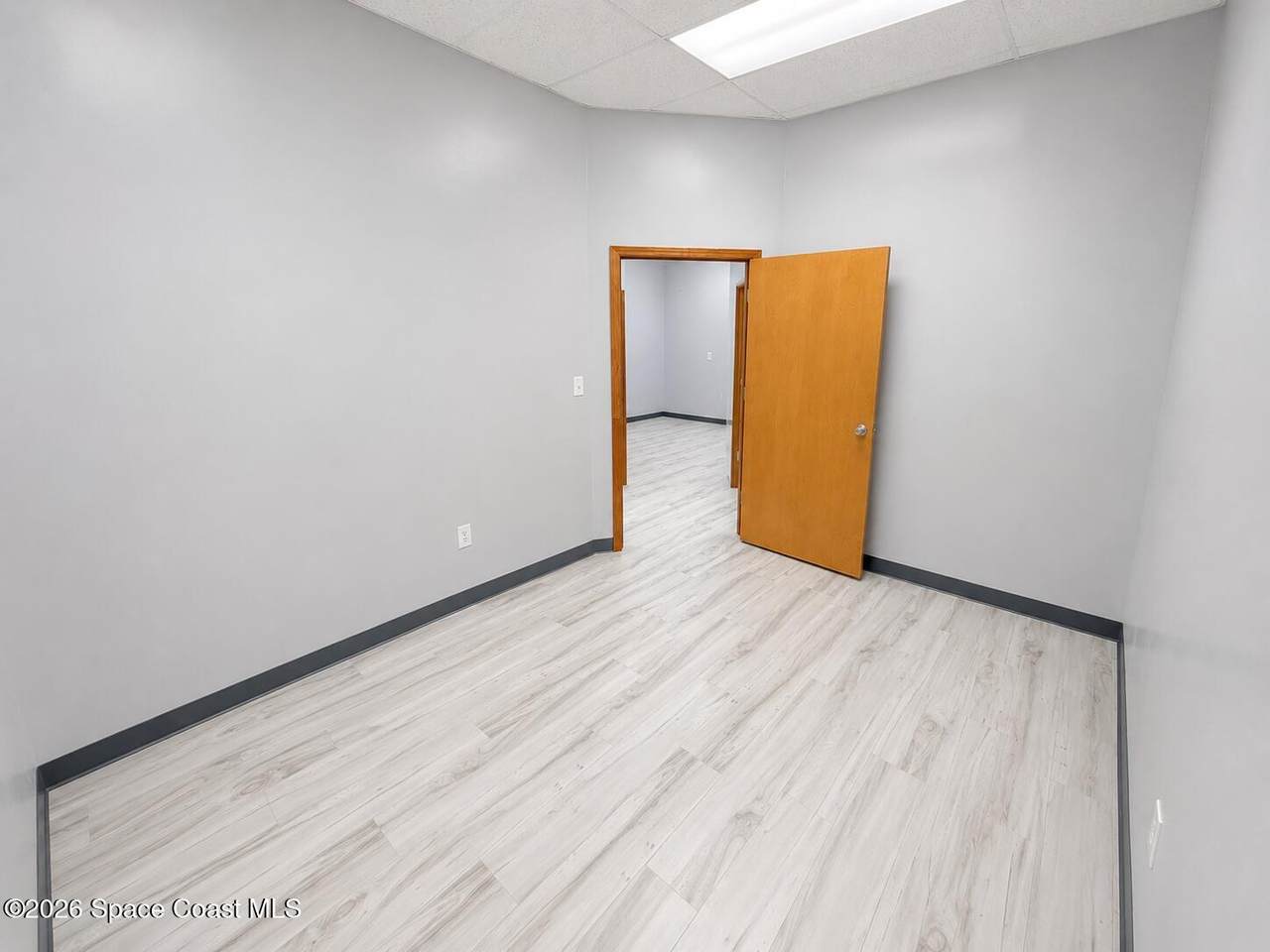 https://bt-photos.global.ssl.fastly.net/spacecoast/1280_boomver_2_1079578-2.jpg