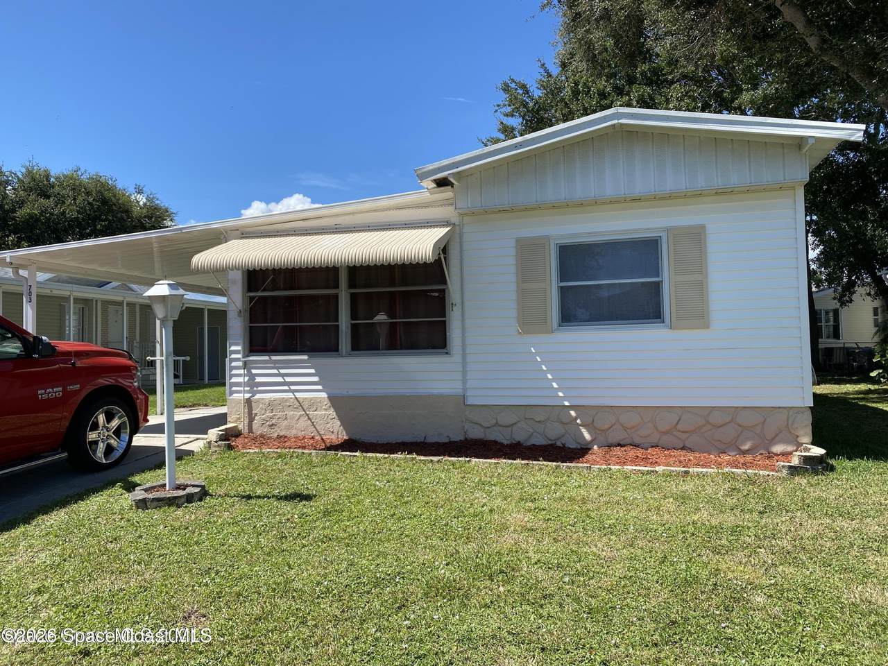 https://bt-photos.global.ssl.fastly.net/spacecoast/1280_boomver_2_1080185-2.jpg