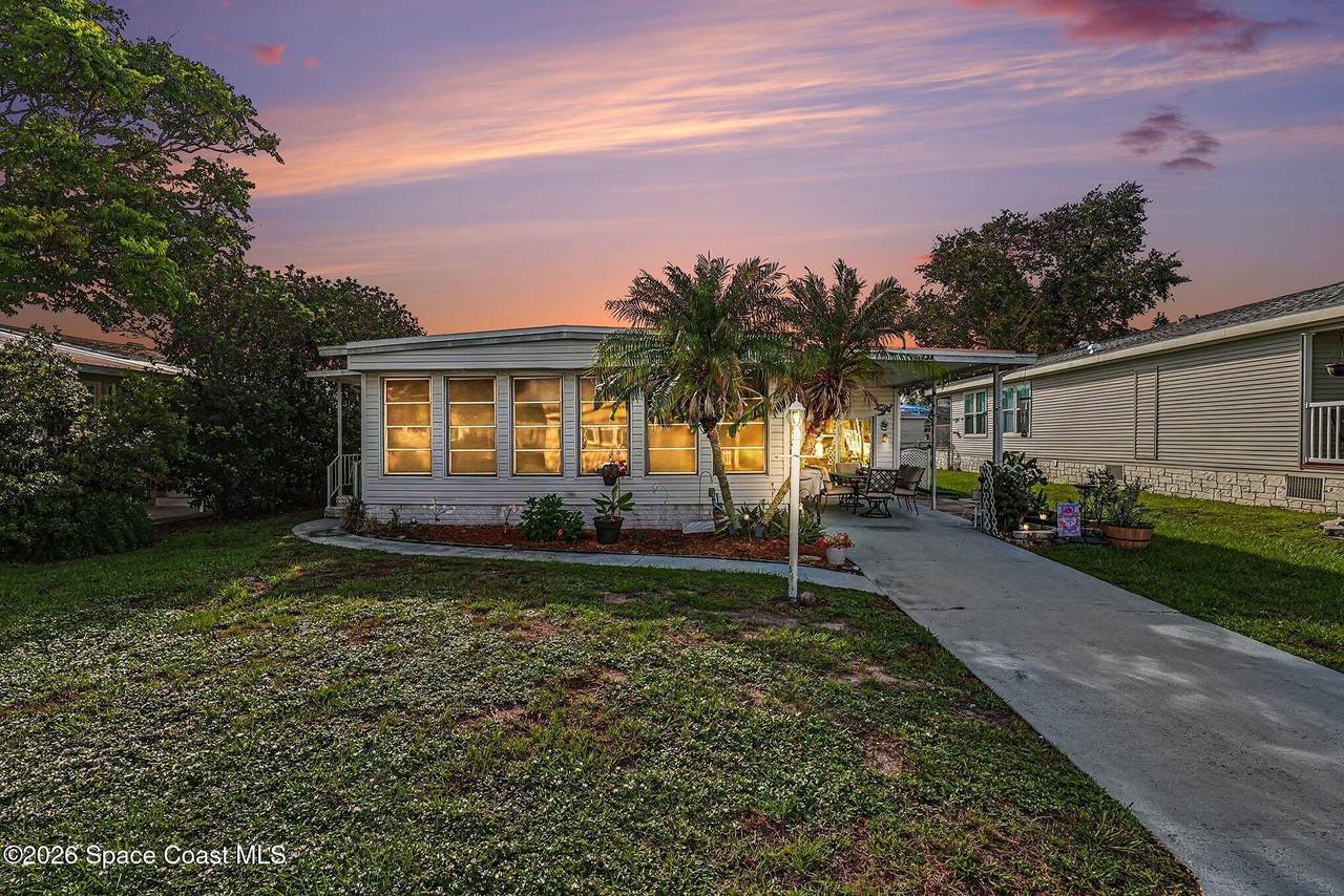 https://bt-photos.global.ssl.fastly.net/spacecoast/1280_boomver_2_1080523-2.jpg