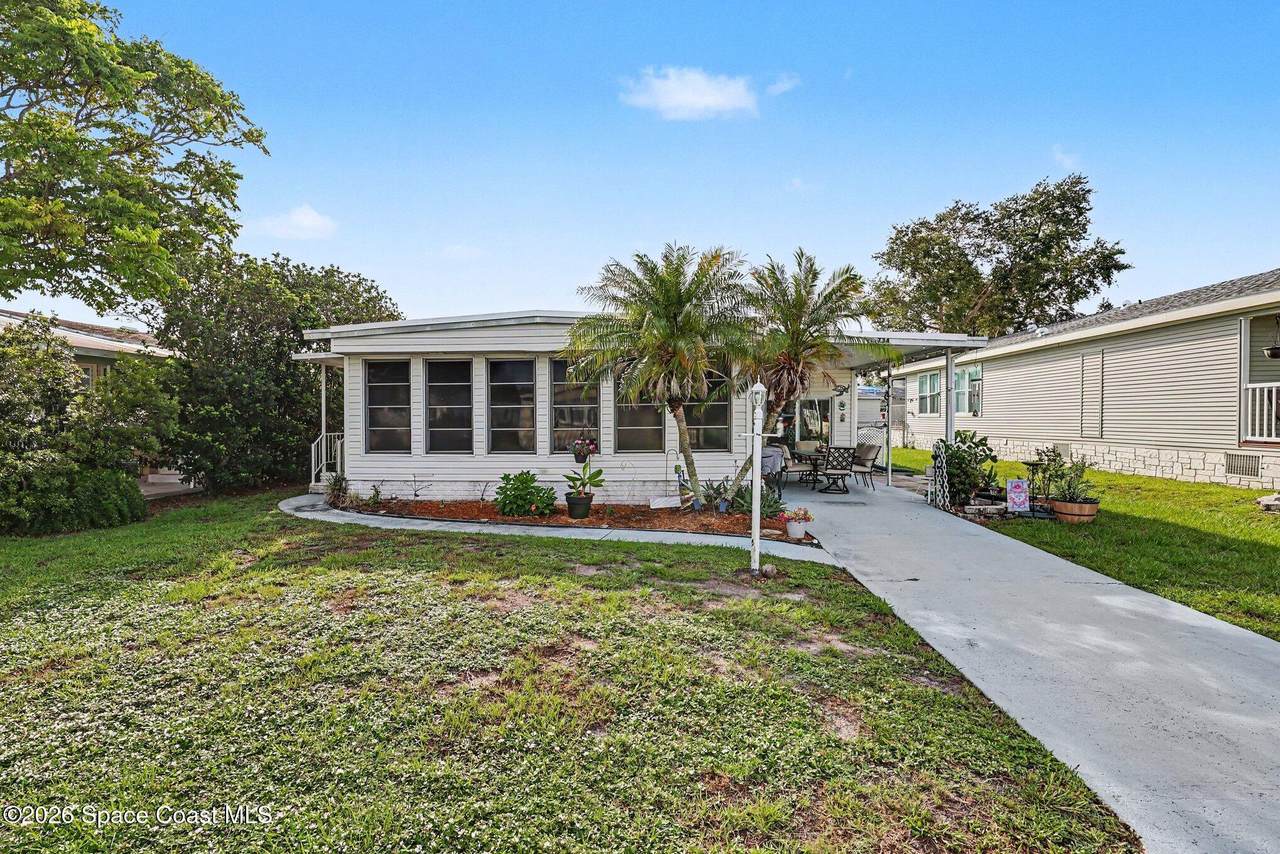 https://bt-photos.global.ssl.fastly.net/spacecoast/1280_boomver_2_1080523-2.jpg