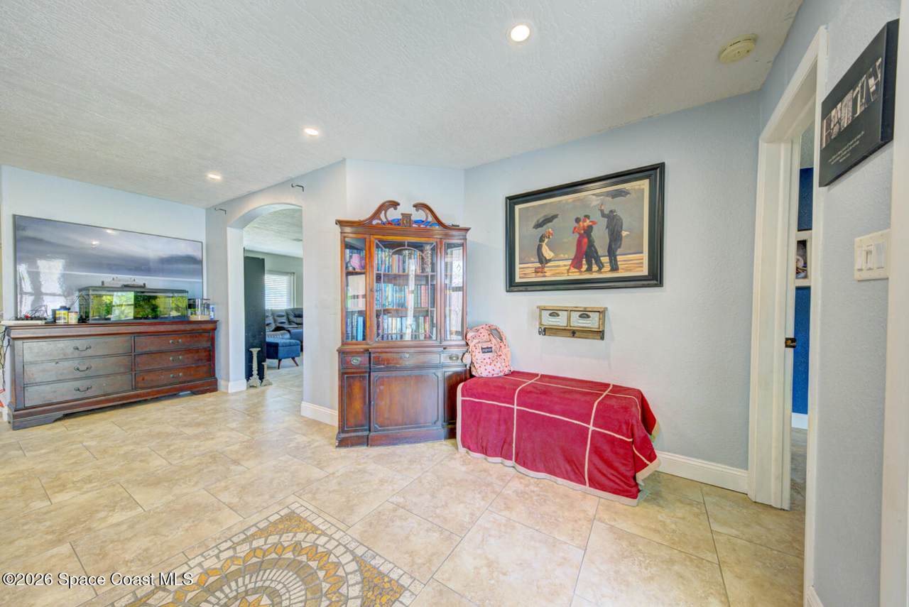 https://bt-photos.global.ssl.fastly.net/spacecoast/1280_boomver_2_1080918-2.jpg