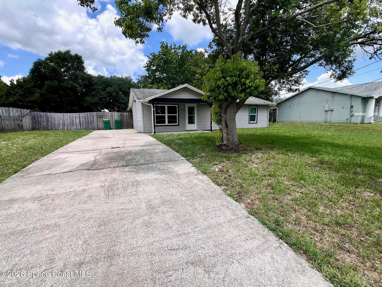 https://bt-photos.global.ssl.fastly.net/spacecoast/1280_boomver_2_1081085-2.jpg