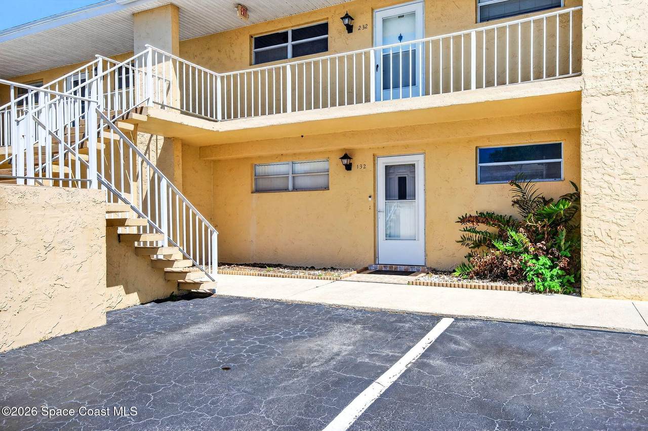 2135 Courtenay Parkway - Photo 1