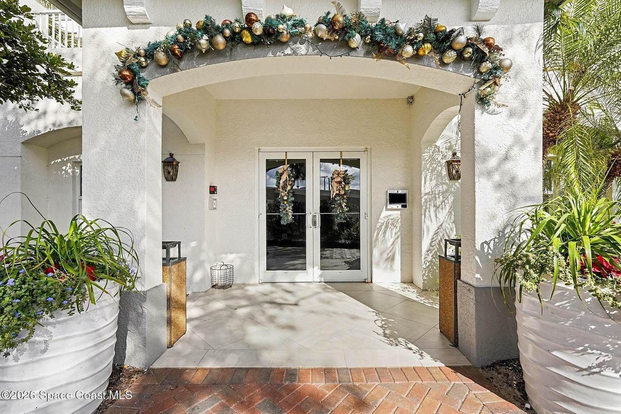 https://bt-photos.global.ssl.fastly.net/spacecoast/1280_boomver_2_1082349-2.jpg