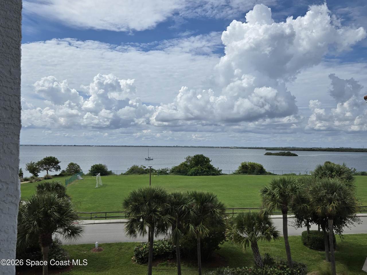 https://bt-photos.global.ssl.fastly.net/spacecoast/1280_boomver_2_1084060-2.jpg