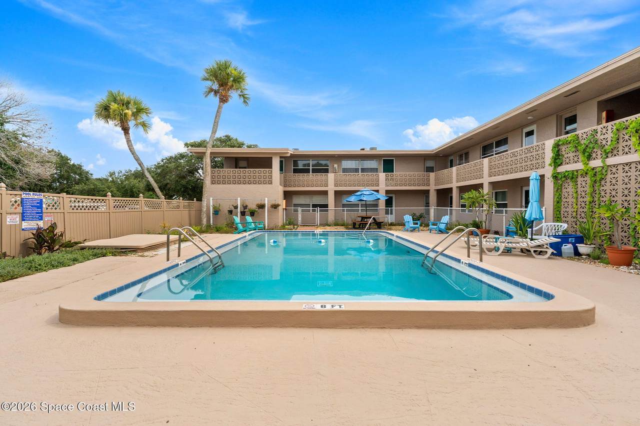 https://bt-photos.global.ssl.fastly.net/spacecoast/1280_boomver_2_1084339-2.jpg