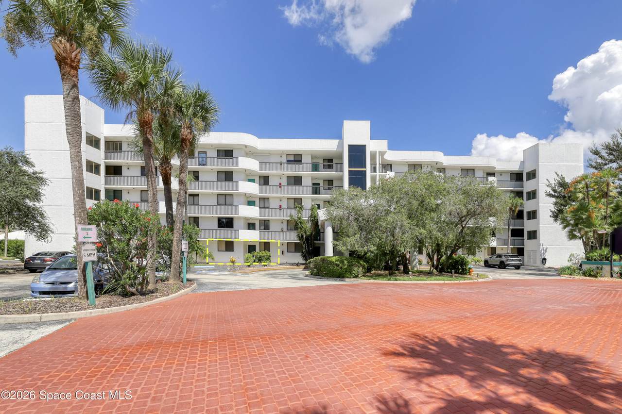 https://bt-photos.global.ssl.fastly.net/spacecoast/1280_boomver_2_1084813-2.jpg