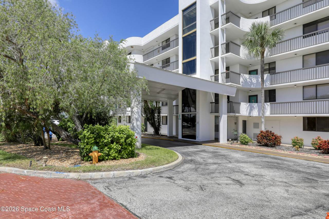 https://bt-photos.global.ssl.fastly.net/spacecoast/1280_boomver_2_1084813-2.jpg