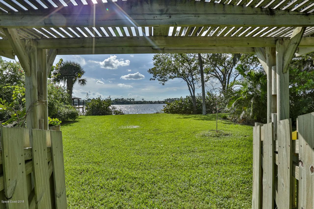 2870 Sunset Drive - Photo 1