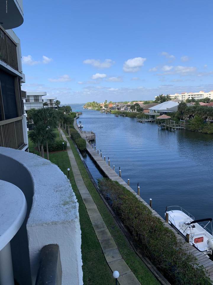 300 Columbia Drive - Photo 1